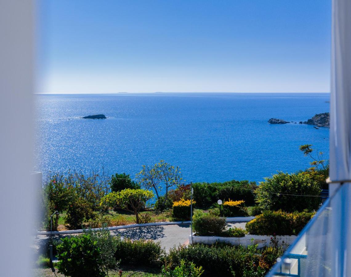 Blue Paradise Apartment Achlia Exteriér fotografie